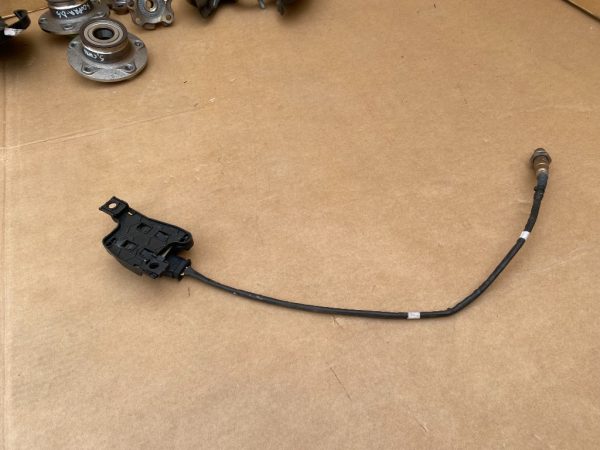 Senzor nox VW Passat B8 facelift 05L906261D 05L 906 261 D la 0 km - Dezmembrari Auto