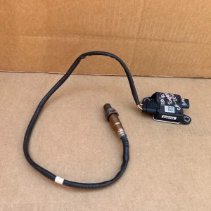 Senzor nox VW Touareg CR 2018 3.0 tdi 4M0906261D 4M0 906 261 D 4M0906261M 4M0 906 261 M - Dezmembrari Auto