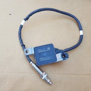 Senzor noxe VW Arteon 2.0 tdi 04L907805ES 04L 907 805 ES - Dezmembrari Auto