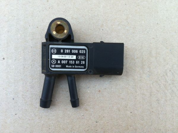 Senzor presiune DPF Mercedes 0281006025 0 281 006 025 - Dezmembrari Auto