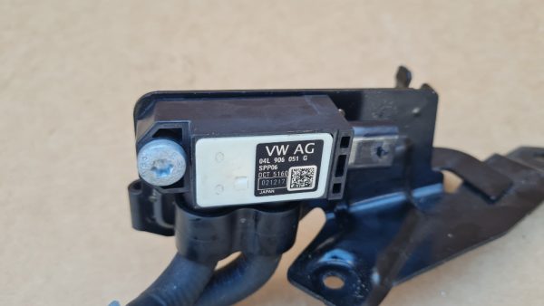 Senzor presiune gaze evacuare VW Passat B8 2.0 tdi 04L906051G 04L 906 051 G - Dezmembrari Auto