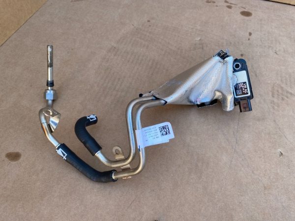 Senzor presiune gaze VW Passat B8 2023 2.0 tdi 04L906051M 04L 906 051 M la 0 km - Dezmembrari Auto