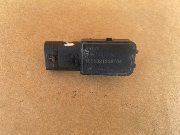 Senzor presiune VW Golf 7 Passat B8 Arteon Tiguan Touran 5Q0906207 5Q0 906 207 - Dezmembrari Auto