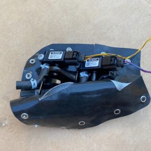Senzor senzori presiune cu mufe, suport si protectie termica VW Golf 7 2019 03L906051D 03L 906 051 D la 0 km - Dezmembrari Auto