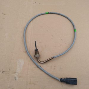 Senzor temperatura Audi A3 8V 2.0 tdi DEJ 04L906088BL - Dezmembrari Auto