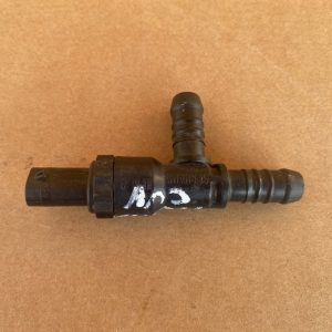 Senzor temperatura combustibil VW Passat B8 Tiguan Touran Golf 7 04L919565 04L 919 565 - Dezmembrari Auto