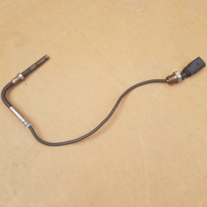 Senzor temperatura gaze Audi A5 F5 A4 B9 Q5 3.0 tdi 4M0906088AD 4M0 906 088 AD - Dezmembrari Auto