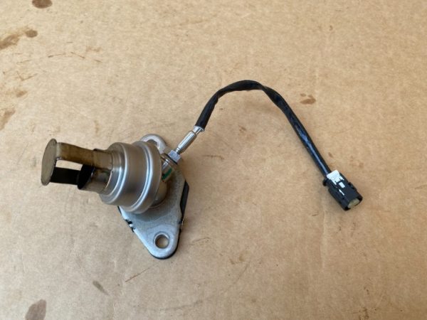 Senzor temperatura gaze BMW X1 F48 2017 8576316 13628576316 la 0 km - Dezmembrari Auto