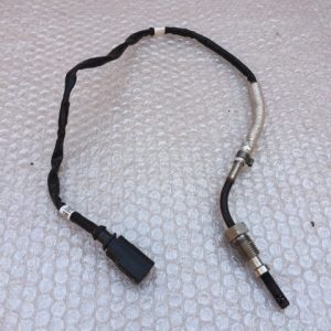 Senzor temperatura gaze VW Passat B8 2.0 DFC 04L 906 088 AB 04L906088AB - Dezmembrari Auto