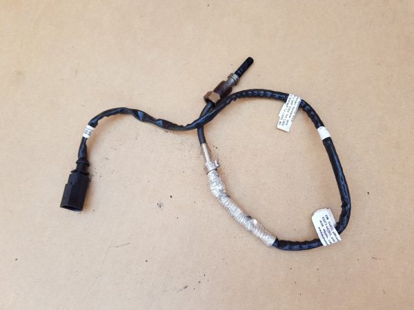 Senzor temperatura VW Golf 7 2.0 tdi 04L906088DQ 04L 906 088 DQ - Dezmembrari Auto
