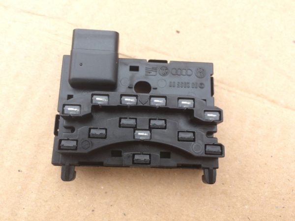 Senzor unghi volan Audi A3 8P 1K0959654 1K0 959 654 - Dezmembrari Auto