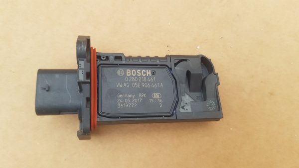 Senzor VW Golf 7 05E906461A 05E 906 461 A - Dezmembrari Auto