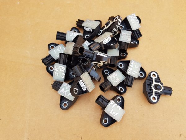 Senzori senzor VW Passat B6 B7 CC Tiguan 5N0959354 5N0 959 354 - Dezmembrari Auto