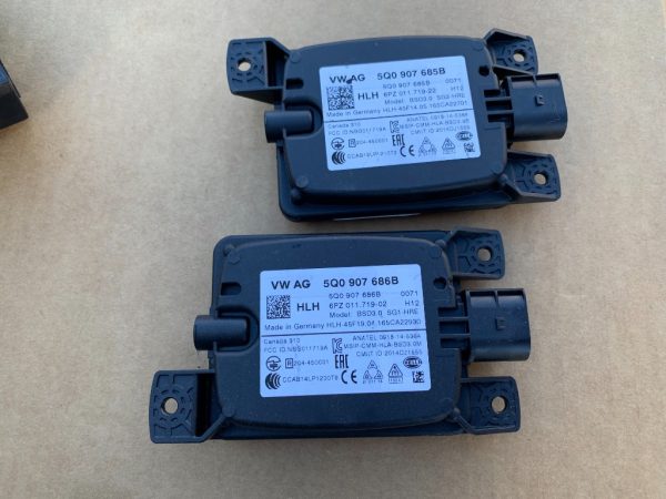 Senzori unghi mort VW Jetta 2017 5Q0907686B 5Q0907685B la 0 km - Dezmembrari Auto