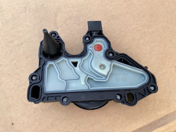 Separator ulei Audi Q8 2019 2.0 TFSI 06K103495AS 06K 103 495 AS la 0 km - Dezmembrari Auto
