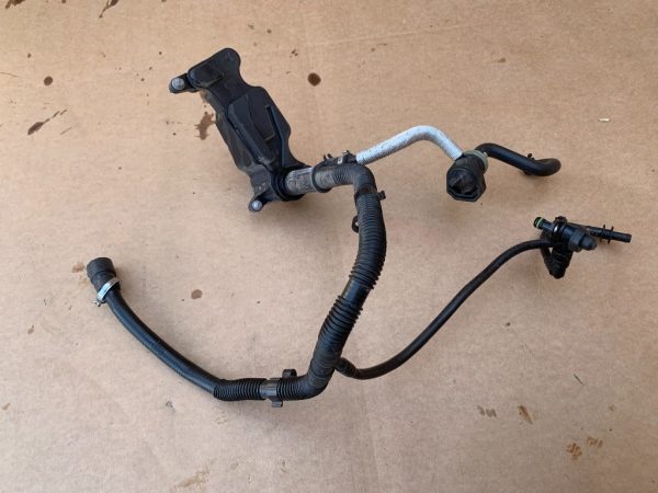 Separator ulei Mercedes A-Class W176 1.6i A2700105401 la 0 km - Dezmembrari Auto