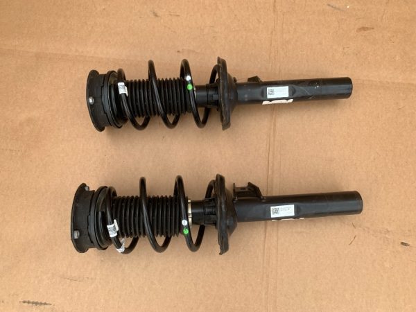 Set amortizoare cu flanse si arcuri VW Golf 7 2019 5Q0413023FK 5Q0 413 023 FK la 0 km - Dezmembrari Auto