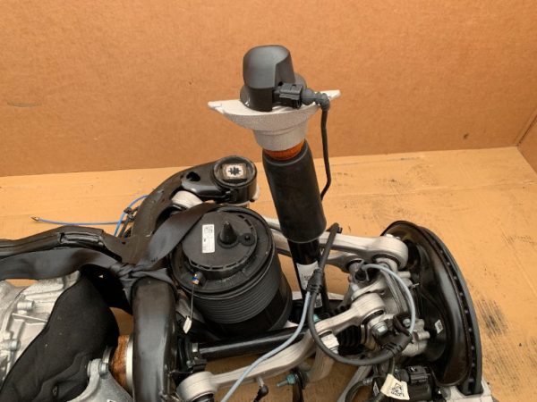 Set amortizoare electrice spate Audi E-Tron 2021 4KE616025E 4KE 616 025 E la 0 km - Dezmembrari Auto