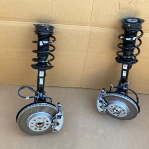 Set amortizoare fata cu arcuri si flanse VW Caddy Ford Tourneo Connect 2023 5R3413031H 5R3 413 031 H la 0 km - Dezmembrari Auto