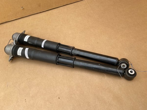 Set amortizoare spate Skoda Octavia 4 5Q0513423L 5Q0 513 423 L la 0 km - Dezmembrari Auto
