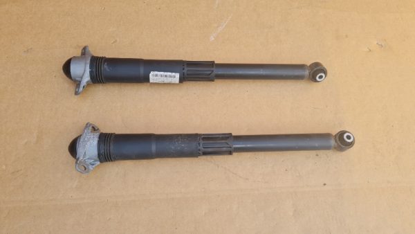 Set amortizoare spate VW Touran 2017 5QA512011AP 5QA 512 011 AP la 0 km - Dezmembrari Auto