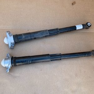 Set amotrizoare spate VW Golf 7 2016 5Q0512013EK 5Q0 512 013 EK la 0 km - Dezmembrari Auto