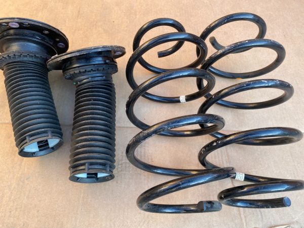 Set arcuri cu flanse si rulment fata Ford Mondeo Mk5 2018 - Dezmembrari Auto