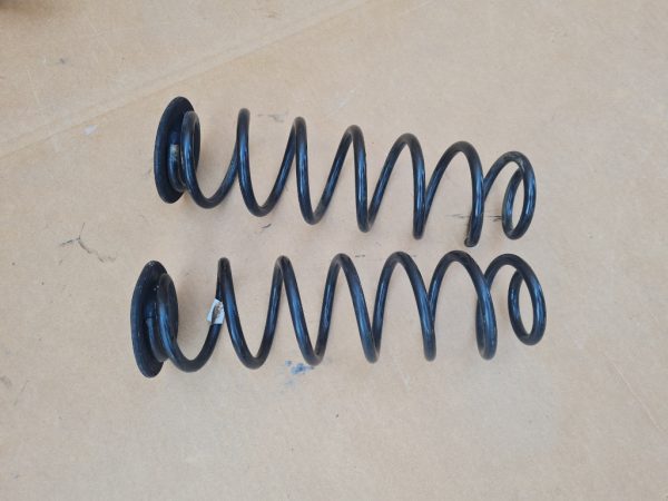 Set arcuri spate VW Golf 7 1.4 tsi hatchback 5Q0511115 5Q0 511 115 - Dezmembrari Auto