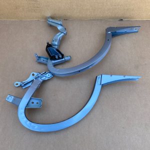 Set balamale capota spate Audi A6 C7 2016 4G5827302B 4G5827301B la 0 km - Dezmembrari Auto