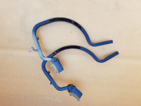 Set balamale capota spate VW Jetta 2016 5C6827302D 5C6827301E - Dezmembrari Auto