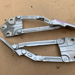 Set balamale capota VW Caddy Touran 2005-2009 1T0823301 1T0823302 - Dezmembrari Auto