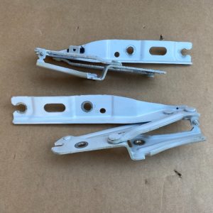 Set balamale capota VW ID3 ID.3 10A823302A 10A 823 302 A 10A823301A 10A 823 301 A - Dezmembrari Auto