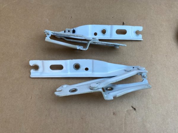 Set balamale capota VW ID3 ID.3 10A823302A 10A 823 302 A 10A823301A 10A 823 301 A - Dezmembrari Auto