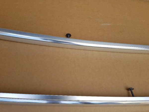 Set bare longitudinale Audi A4 B8 combi 8K9860021A 8K9860022A - Dezmembrari Auto - imagine 5