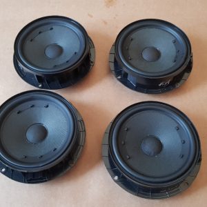 Set boxe stanga dreapta fata spate VW Jetta 2016 5C6035454A 5C6 035 454 A - Dezmembrari Auto