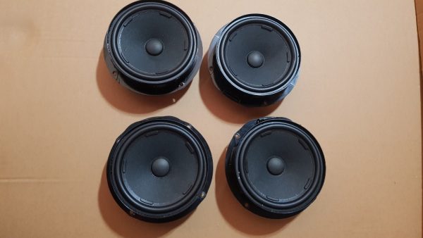Set boxe VW Golf 7 5G0035453J 5G0 035 453 J - Dezmembrari Auto