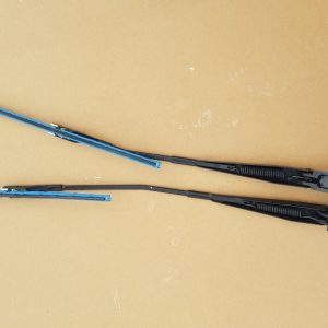 Set brate stergatoare VW Jetta 2017 5C7955409 5C7955410 - Dezmembrari Auto