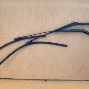 Set brate stergator fata cu lamele VW Arteon facelift 2021 3G8955410 3G8 955 410 3G8955409 la 0 km - Dezmembrari Auto