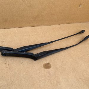 Set brate stergator VW Jetta 2017 5C7955409 5C7 955 409 la 0 km - Dezmembrari Auto