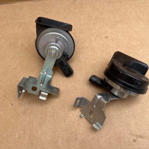 Set claxoane VW Golf 7 la 0 km 5Q0951223 5Q0951221 5Q0 951 223 5Q0 951 221 - Dezmembrari Auto