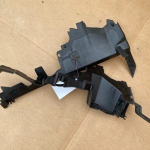 Set deflectoare aer VW Polo 2G 2G0121283A 2G0 121 283 A 2G0121284A 2G0 121 284 A - Dezmembrari Auto