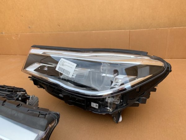 Far stanga Adaptive Led BMW Seria 7 2017 G11 G12 7483243 - Dezmembrari Auto