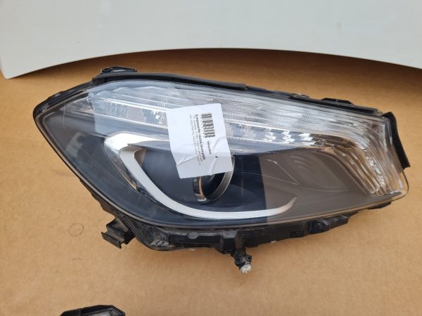 Set faruri bi-xenon cu led Mercedes A Class 2015 facelift W176 - Dezmembrari Auto - imagine 4