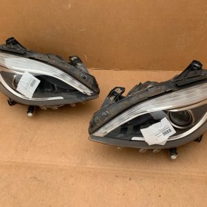 Set faruri complete Mercedes B-Class W246 2014 A2468207161 A2468207261 la 0 km - Dezmembrari Auto