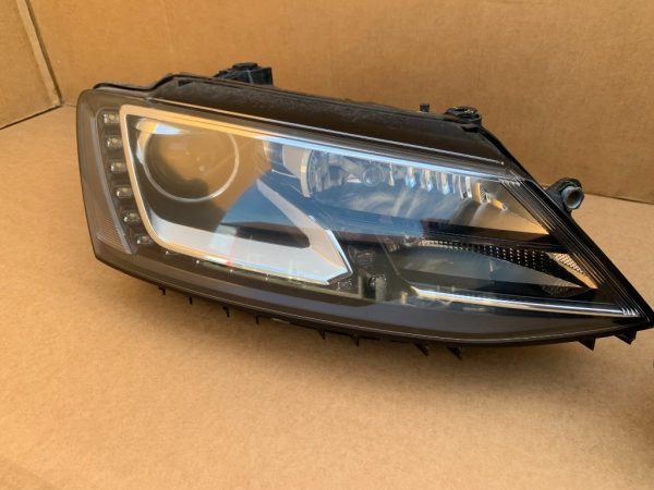 Set faruri led bi-xenon adaptive complete cu module si becuri VW Jetta 2017 la 0 km - Dezmembrari Auto - imagine 2