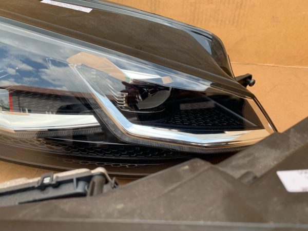 Set faruri LED RHD complete VW Golf 7 facelift 2019 5G2941081 5G2941082 la 0 km - Dezmembrari Auto - imagine 4
