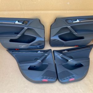 Set fete usi cu lumini ambientale VW Golf 7 2016 la 0 km - Dezmembrari Auto