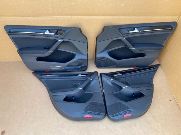 Set fete usi cu lumini ambientale VW Golf 7 2016 la 0 km - Dezmembrari Auto