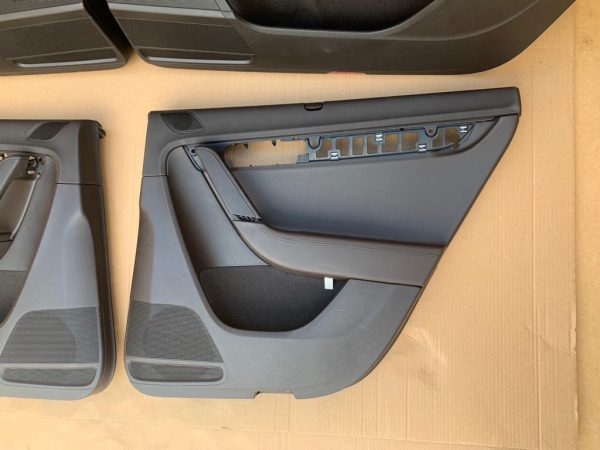 Set fete usi din piele maro cu perdelute VW Passat B7 variant - Dezmembrari Auto - imagine 5