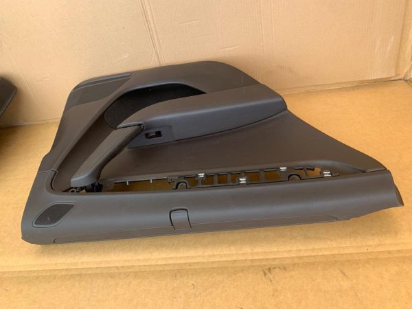 Set fete usi din piele maro cu perdelute VW Passat B7 variant - Dezmembrari Auto - imagine 7